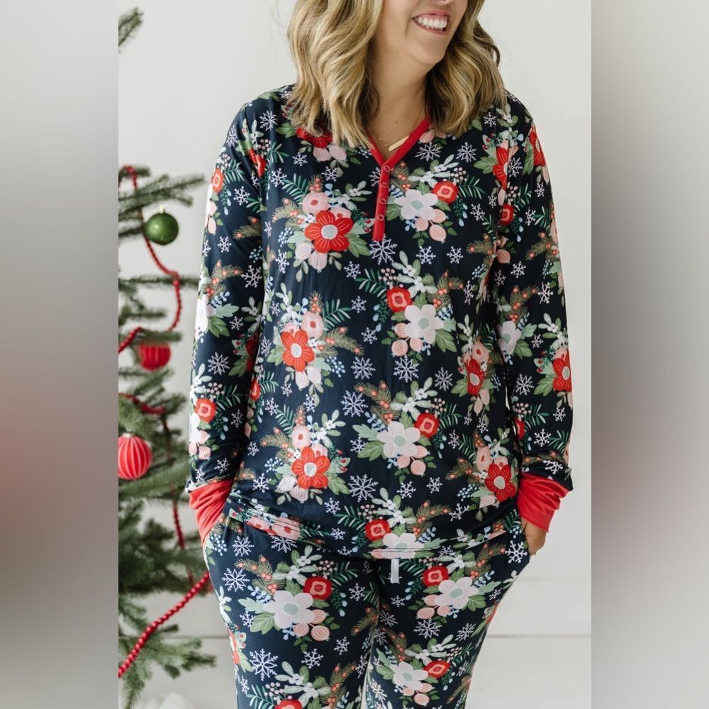 Little Sleepies Women’s Pajama Pants | Small | Poinsettia Floral